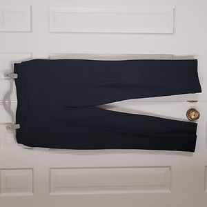 Athleta women's black pleat front athleisure pants sz L